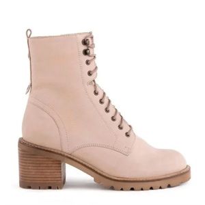Seychelles Irresistible Pink Nubuck Suede Combat Lace Up Heeled Boots